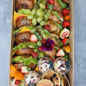 Box śniadaniowy dla 3-4 osób