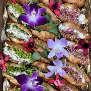 Mini croissant box na słono 18szt