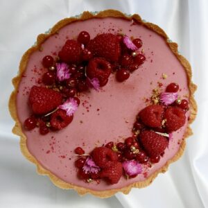 Mazurek malinowy z chrupką pistacjową średnica 20cm